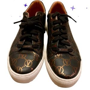 Valentino by Mario Valentino Beatrice Logo Leather Platform Sneakers - Black